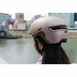 Casque ABUS HUD-Y Champagne Gold - Taille M -Demolition Parts Soldes Boutique casque abus hud y champagne gold taille m 7