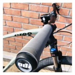 Custom Collective X Bikelife C100 Gris Béton 2022 -Demolition Parts Soldes Boutique custom collective x bikelife c100 gris beton 2022 7