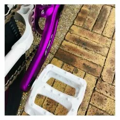 Se-bikes Custom SE BIKES Monster Quad 29+ Artic White 2022 21 Se-bikes Custom SE BIKES Monster Quad 29+ Artic White 2022 -Demolition Parts Soldes Boutique custom se bikes monster quad 29 artic white 2022 5