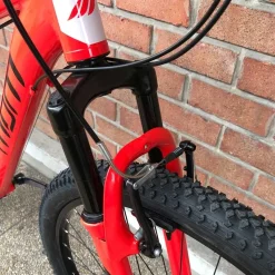 Custom VTT MBM DART 29" Rouge -Demolition Parts Soldes Boutique custom vtt mbm dart 29 rouge 6