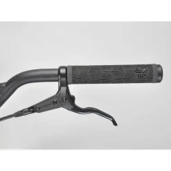 MAFIA BIKES Mafia Bike 27.5+ Chenga Bleu-Blanc 23 MAFIA BIKES Mafia Bike 27.5+ Chenga Bleu-Blanc -Demolition Parts Soldes Boutique mafia bike 275 chenga bleu blanc 10