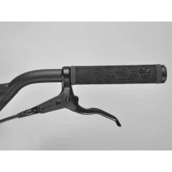 MAFIA BIKES Mafia Bike 27.5+ Chenga Noir -Demolition Parts Soldes Boutique mafia bike 275 chenga noir 10