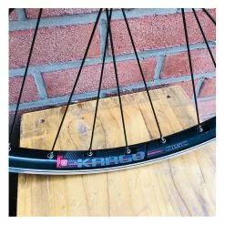 Roue Arrière Custom Bikelife X Collective 27.5 Pouces à Disk Noire - Wheeling Bike -Demolition Parts Soldes Boutique roue arriere custom bikelife x collective 275 pouces a disk noire wheeling bike 6