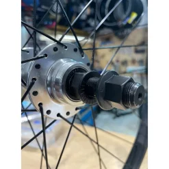 Roue Arrière GT 29" HERITAGE Noire-polie -Demolition Parts Soldes Boutique roue arriere gt 29 heritage noire polie 3