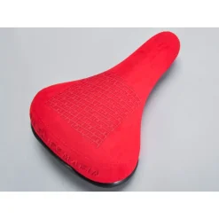 MAFIA BIKES Selle Mafia Bike Patch Rouge -Demolition Parts Soldes Boutique selle mafia bike patch rouge 3